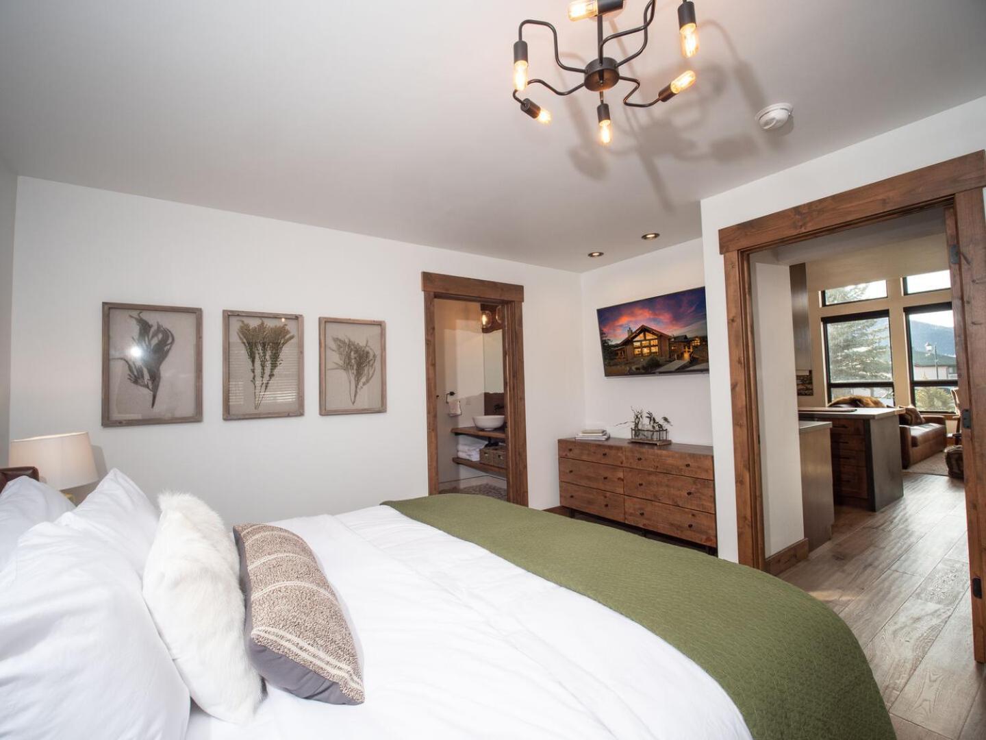 Chic Retreat Indoor Outdoor Fireplace, Private Jacuzzi, Great Location! Estes Park Habitación foto
